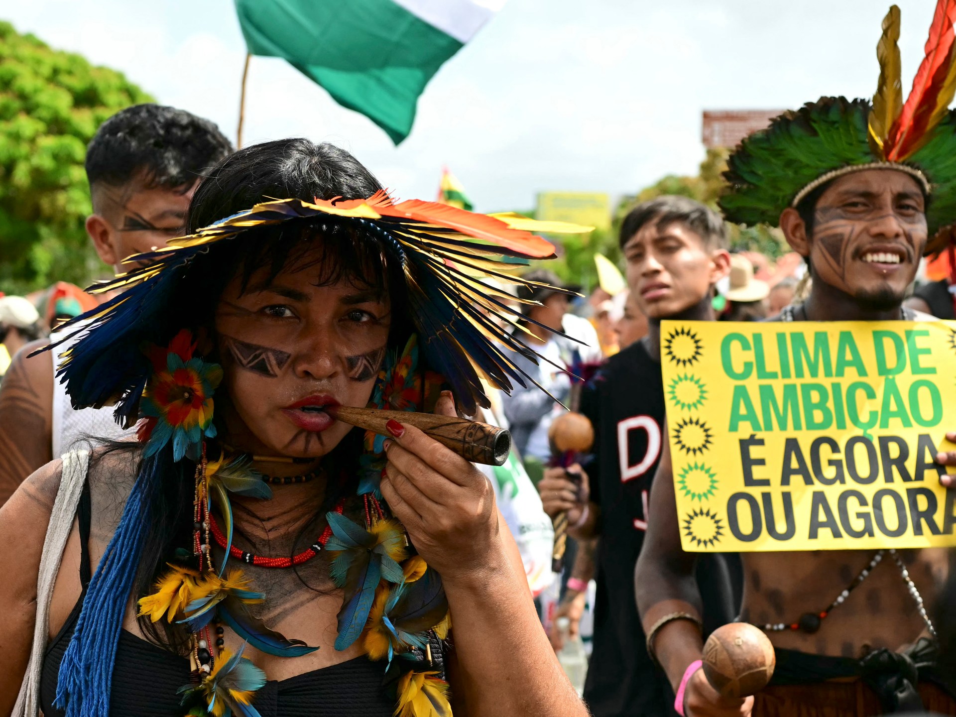 Milhares Marcham no Brasil por Ação Climática na COP30: Protestos e Apelos Urgentes!